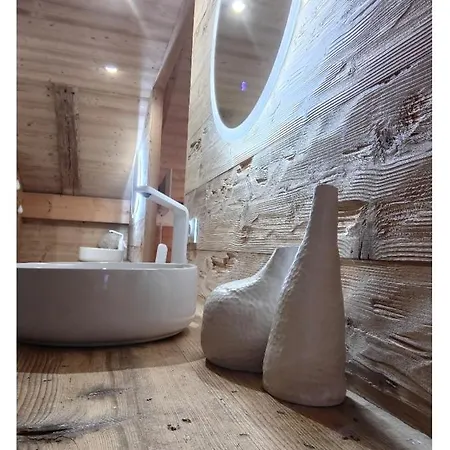 Boille A Lait Bed & Breakfast *